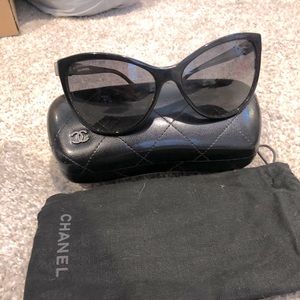 *auth* Chanel sunglasses
